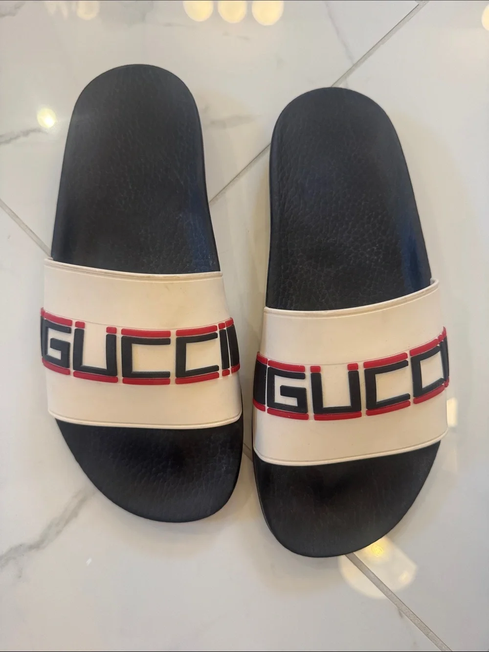 Gucci Rubber Logo Slides – Size 11 – New - Picture 1 of 3